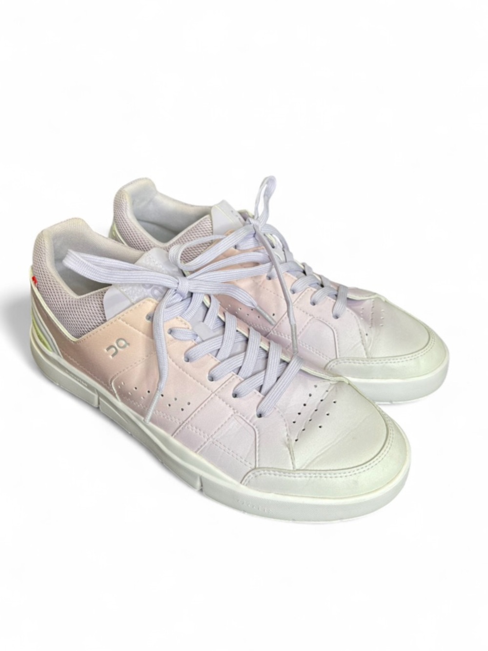 On Running The Roger Clubhouse sneakers in the Opal Prairie/Limelight colorway